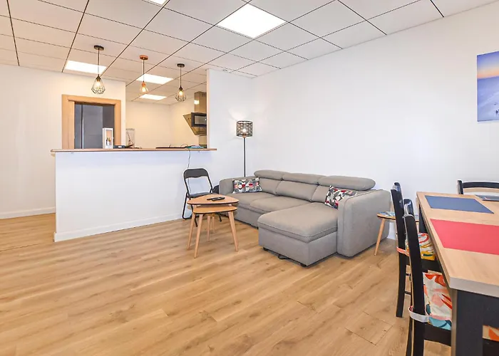 Appartement 2 Bedroom Cozy In *